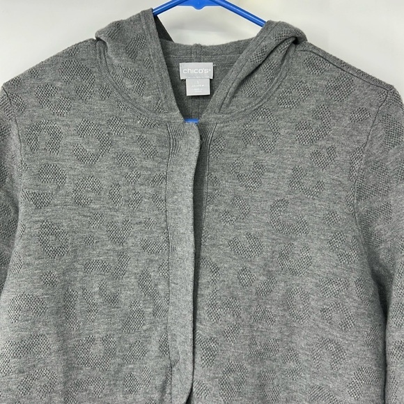 Chicos EUC women’s hooded sweater size medium - Picture 2 of 8